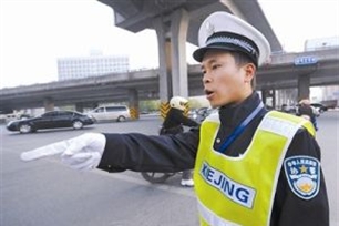 协警